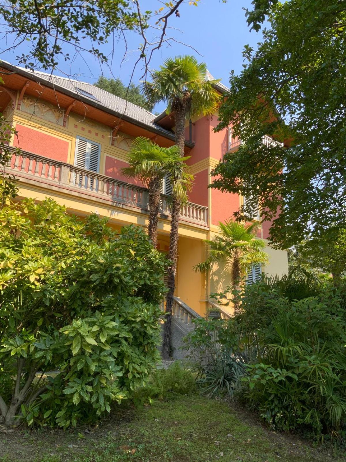 Villa Del Castanar Maccagno Exterior photo